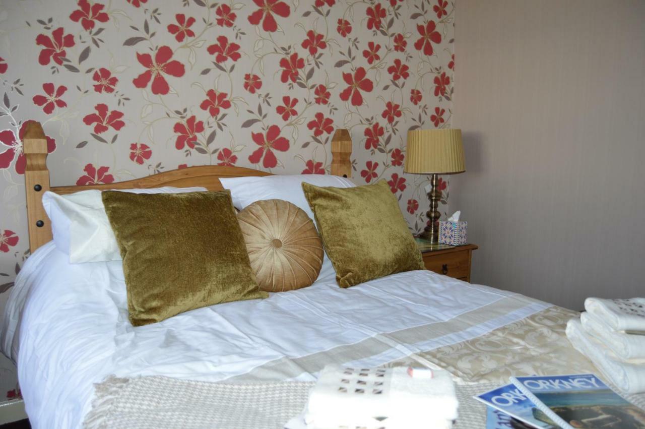 Ayre Of Cara Bed & Breakfast Pierowall Exterior foto